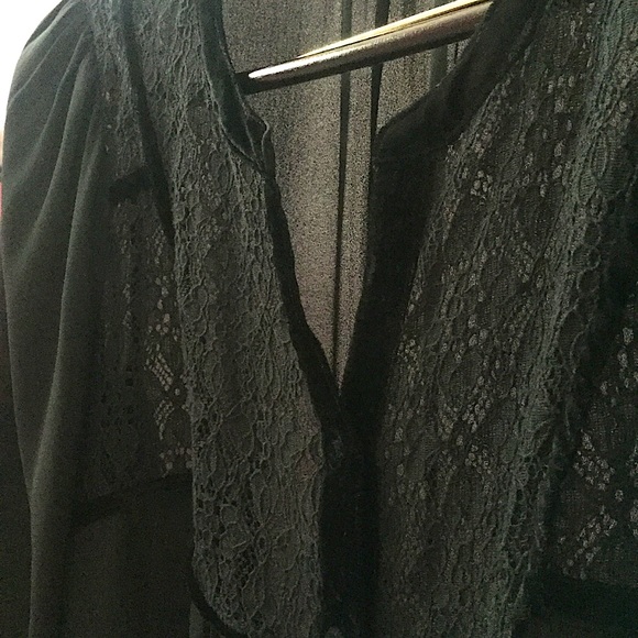 Daniel Rainn Blouse - Picture 4 of 6